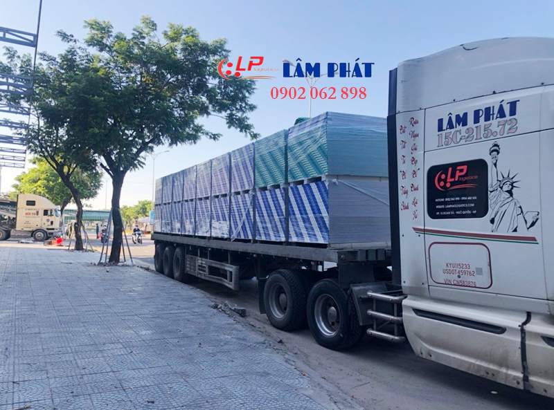 Dịch vụ vận tải bằng container Lâm Phát Logistics mang lại rất nhiều lợi ích cho doanh nghiệp.