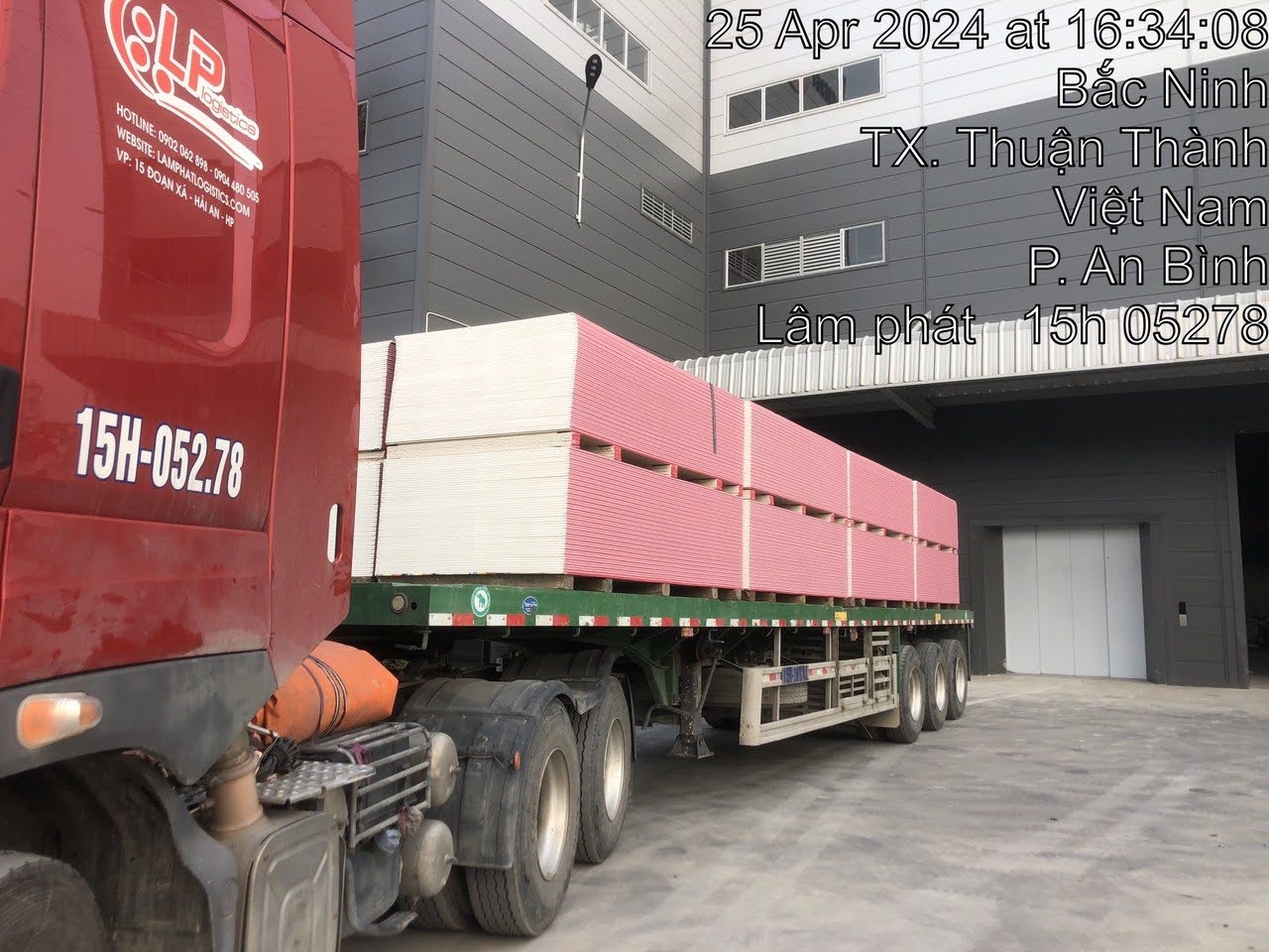 Dịch vụ vận tải hàng tấm thạch cao đảm bảo an toàn của Lâm Phát.