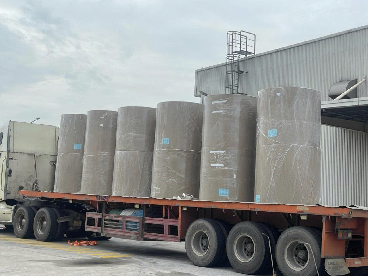 vận tải tôn cuộn vận tải tôn cuộn