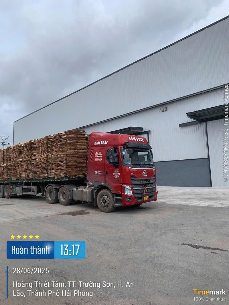 Dịch vụ vận tải gỗ ván bóc uy tín, chuyên nghiệp. Dịch vụ vận tải gỗ ván bóc uy tín, chuyên nghiệp.