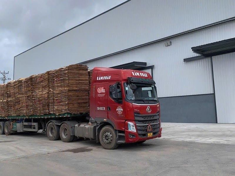Dịch vụ vận chuyển gỗ vóc Quảng Ngãi tại Lâm Phát Dịch vụ vận chuyển gỗ vóc Quảng Ngãi tại Lâm Phát