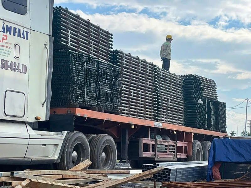 vận chuyển sắt xây dựng Hà Tĩnh.